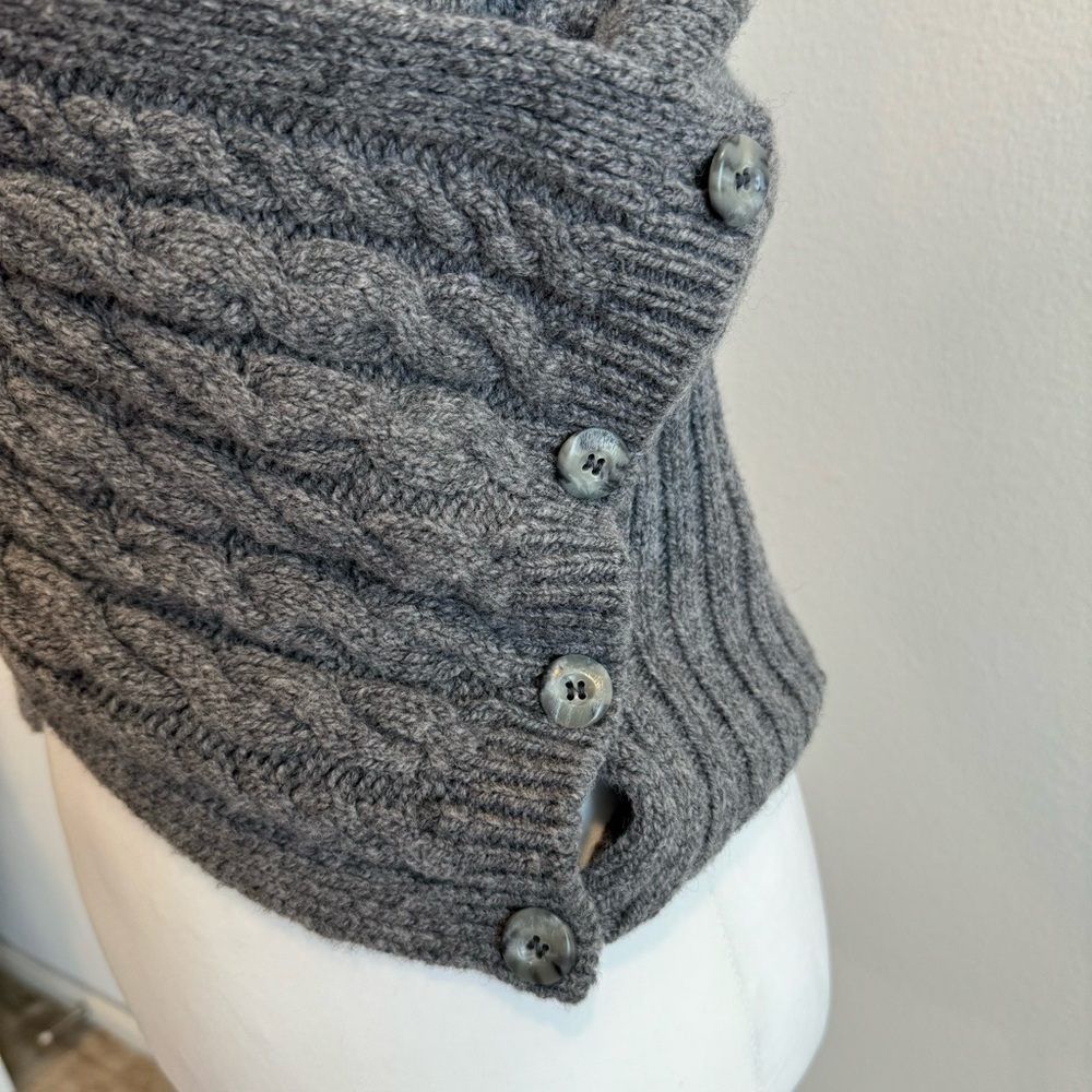 NWT Fisherman Out of Ireland Crossover Wrap - Grey - Picture 4 of 8